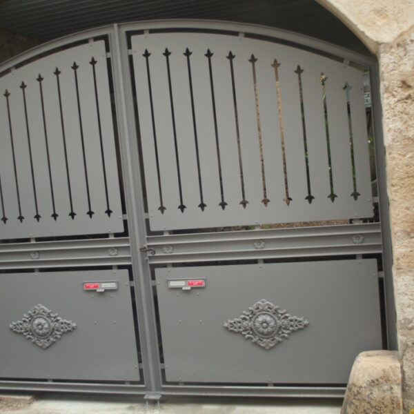 Portail - Acier thermolaqué - Beaune (21)